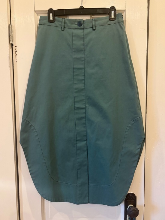 Sea New York Dresses & Skirts - Sea New York Green Curved Hem Midi Skirt size 6